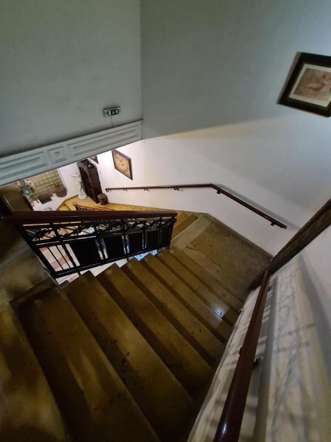 Metropole Hotel Limassol Eksteriør billede