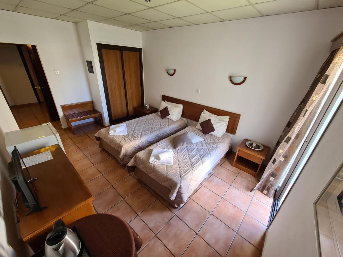 Metropole Hotel Limassol Eksteriør billede