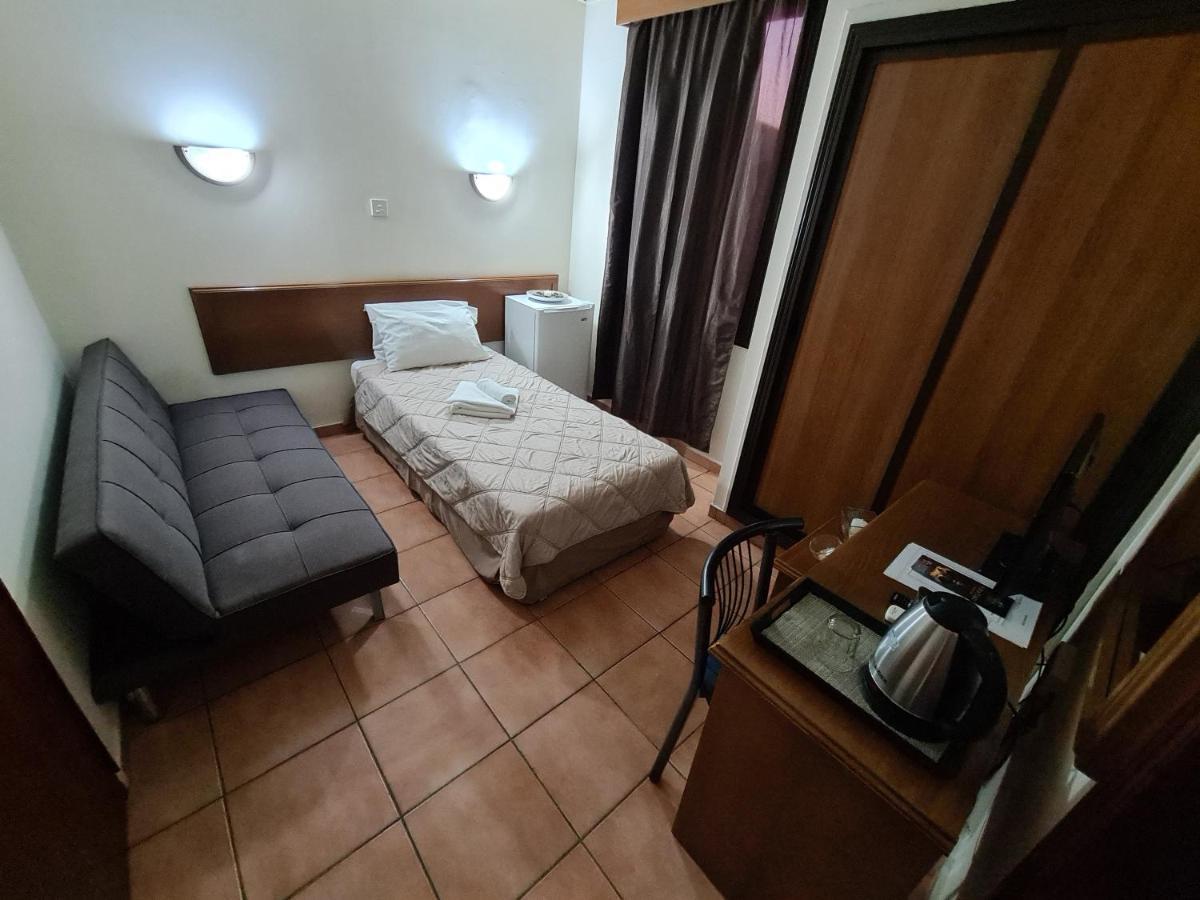 Metropole Hotel Limassol Eksteriør billede