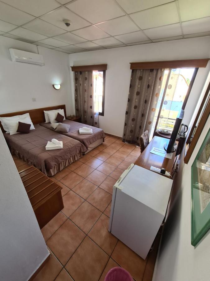 Metropole Hotel Limassol Eksteriør billede