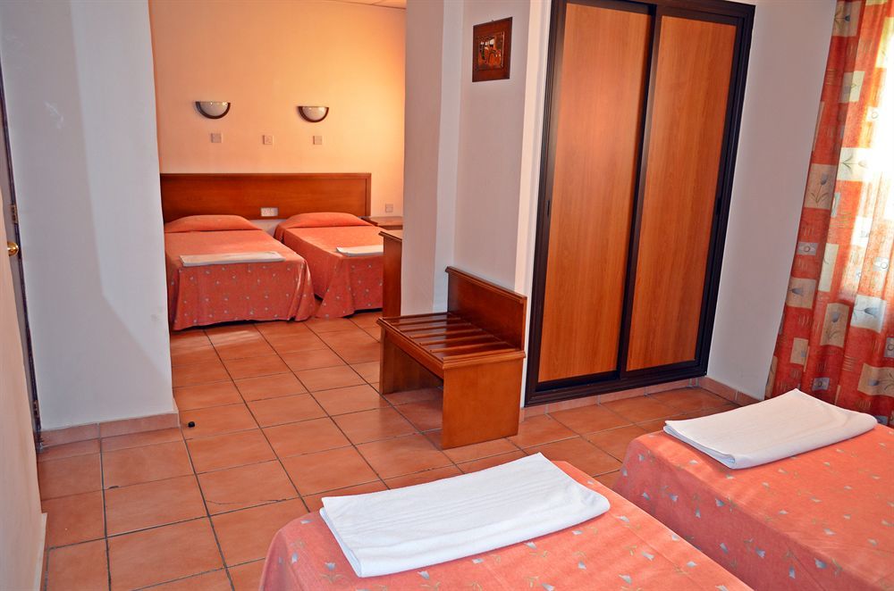 Metropole Hotel Limassol Eksteriør billede